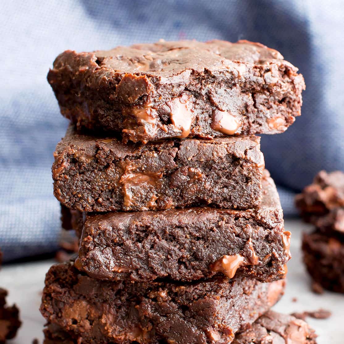 Ultimate Fudgy Paleo Vegan Brownies Recipe – Easy Paleo Chocolate Brownies!